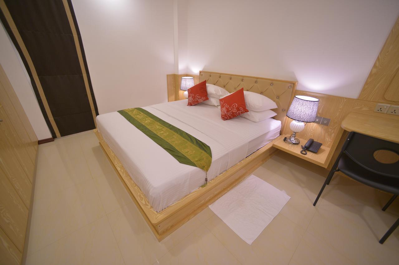 Hathaa Beach Maldives Hulhumalé Eksteriør billede